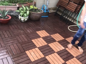 VỈ NHỰA NGOÀI TRỜI 
